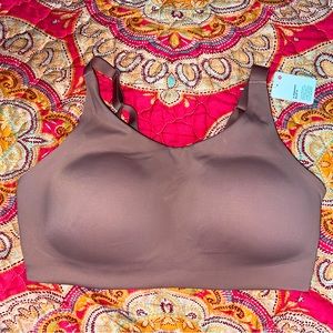 NWT 38DDD Lululemon bra